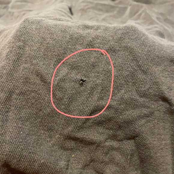 Old Navy Long Sleeved V-Neck Tee - Picture 8 of 9